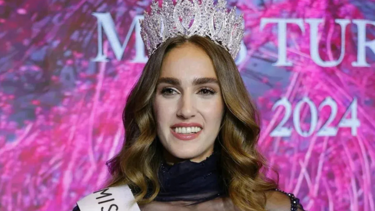 Bingöl’a atanan ancak göreve gitmeyen İdil Bilgen, rotayı ABD’ye çevirdi Bingöl’a atanan ancak göreve gitmeyen İdil Bilgen, rotayı ABD’ye çevirdi