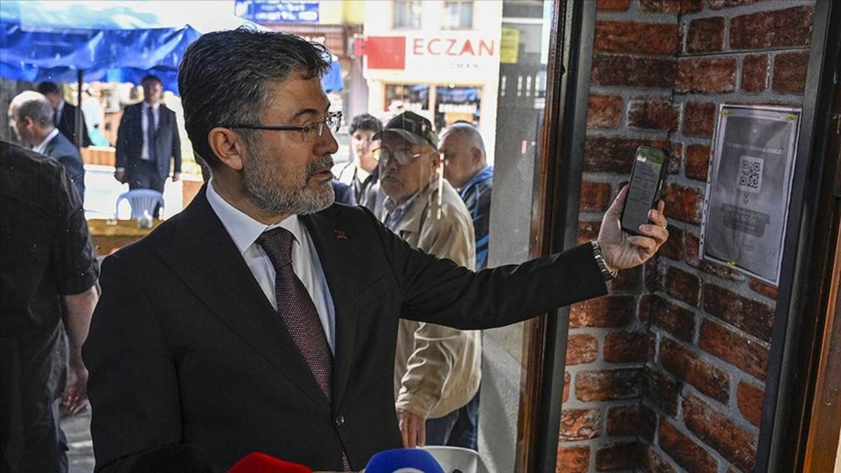 İbrahim Yumaklı’dan “karekod uygulaması” kapsamında denetim İbrahim Yumaklı’dan “karekod uygulaması” kapsamında denetim