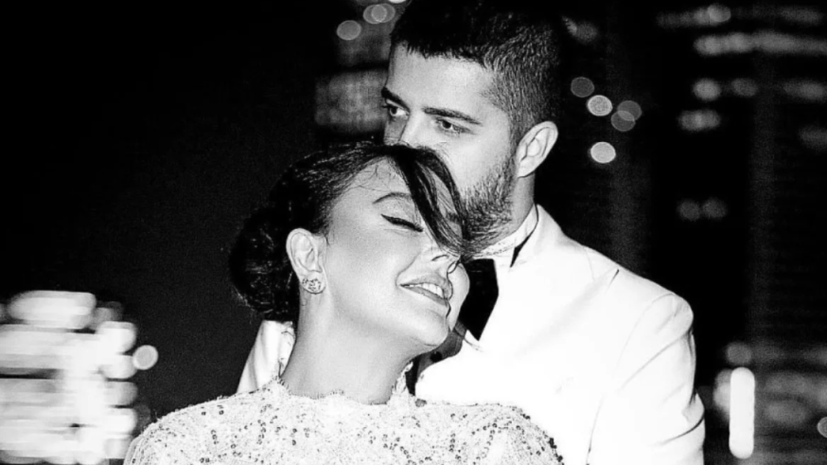 Ebru Gündeş ile Murat Özdemir boşanıyor Ebru Gündeş ile Murat Özdemir boşanıyor