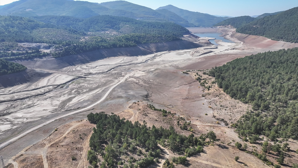 Bursa’da su kalmadı: Doluluk oranı yüzde 2,33 Bursa’da su kalmadı: Doluluk oranı yüzde 2,33