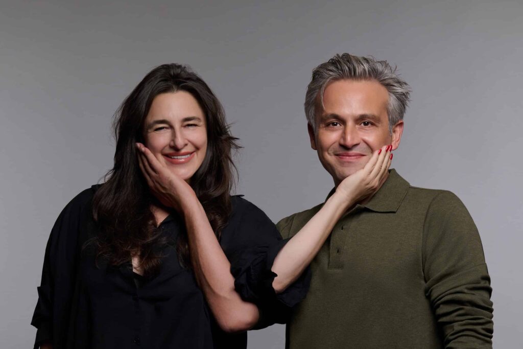 Esra Dermancıoğlu, ‘İyi Değilim, Ama Anlatacak Kadar da Kötü Değilim’ ile 30 Ekim’de seyirci karşısına çıkıyor! Esra Dermancıoğlu, ‘İyi Değilim, Ama Anlatacak Kadar da Kötü Değilim’ ile 30 Ekim’de seyirci karşısına çıkıyor!