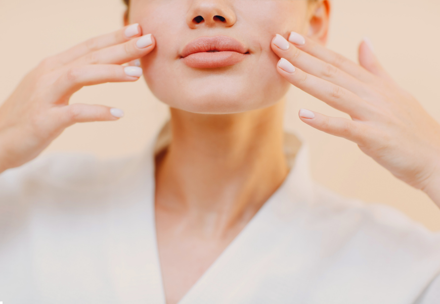 Yüz Yogası mı Botoks mu? Hangisi Daha Etkili? Yüz Yogası mı Botoks mu? Hangisi Daha Etkili?