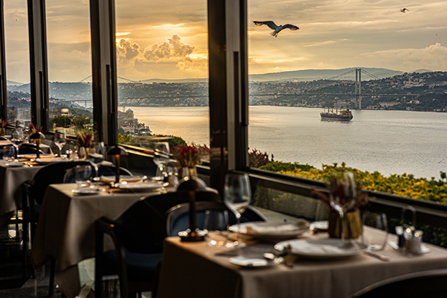 Yerel Ürünler, Global Teknikler: Izaka Terrace’da Eşsiz Bir Gastronomi Deneyimi Yerel Ürünler, Global Teknikler: Izaka Terrace’da Eşsiz Bir Gastronomi Deneyimi