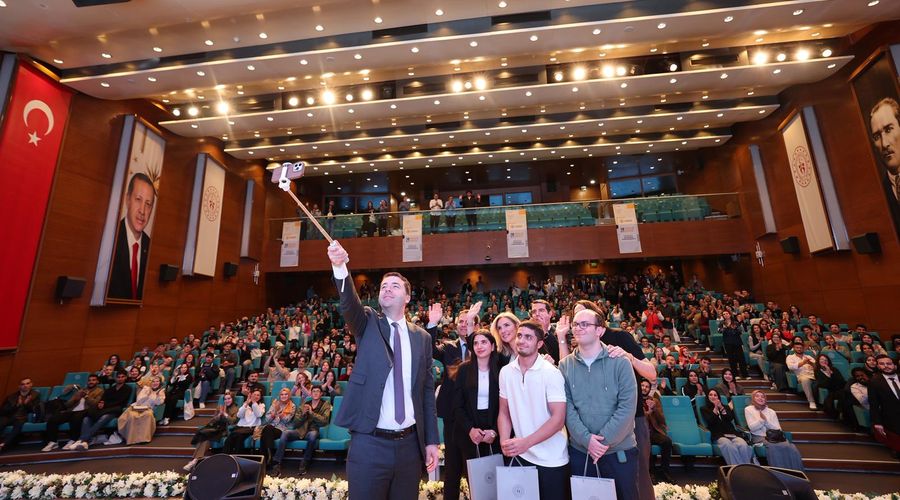 Tıp fakültesi öğrencileri Ankara’daki zirvede buluştu