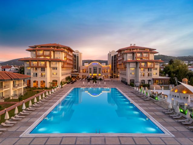 Radisson Blu’dan Çeşme’ye özel bir yorum