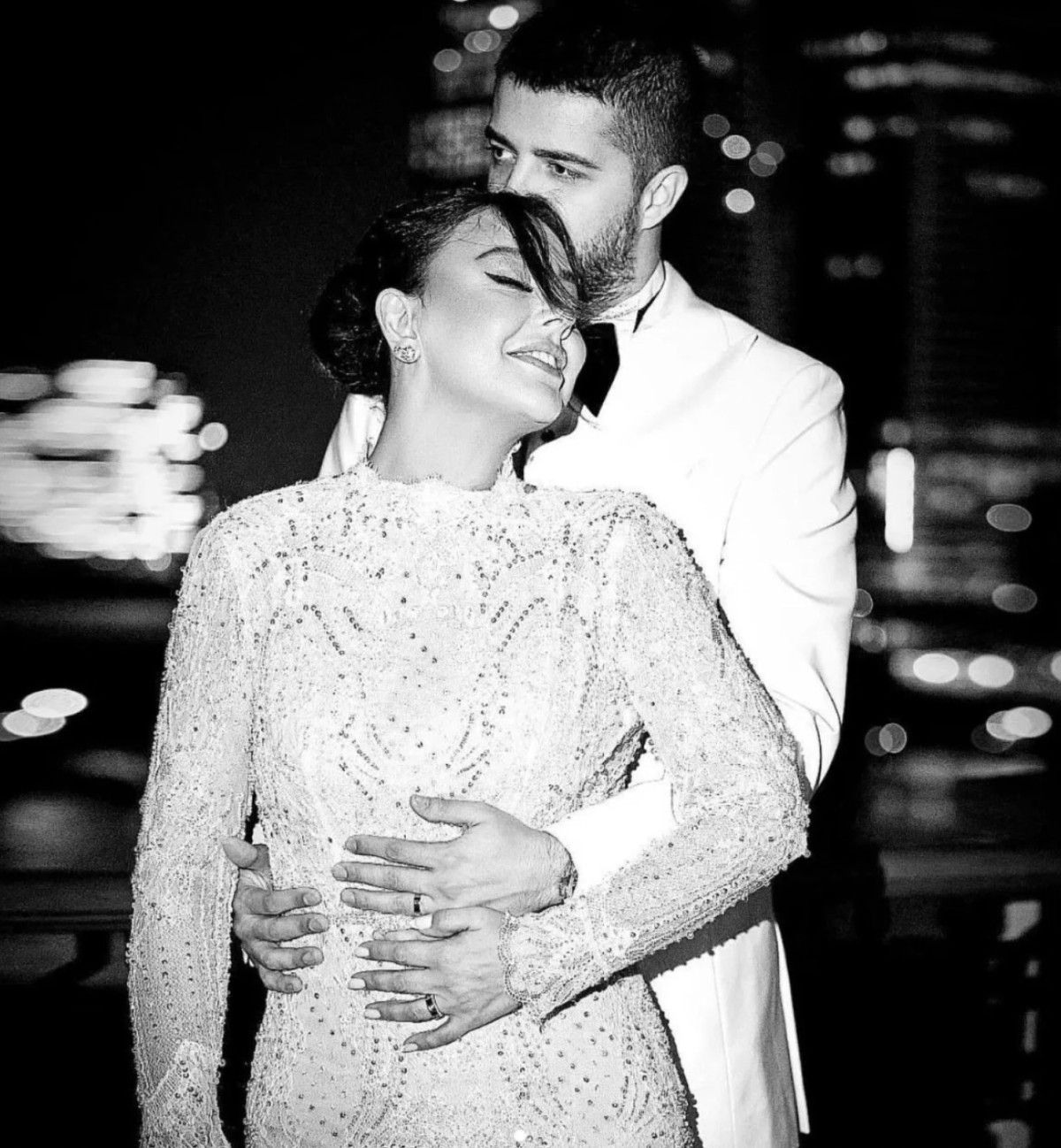 Ebru Gündeş’ten boşanma sonrası yeni imaj Ebru Gündeş’ten boşanma sonrası yeni imaj