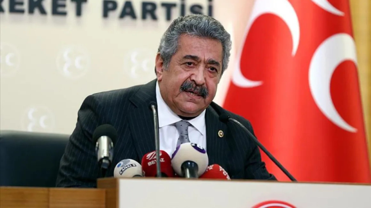 MHP’li Feti Yıldız’dan dikkat çeken ‘ünlü’ paylaşımı MHP’li Feti Yıldız’dan dikkat çeken ‘ünlü’ paylaşımı