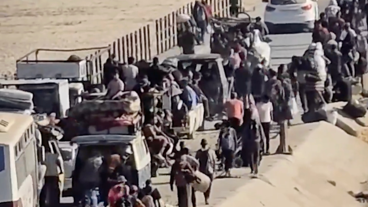 Gazze’de ateşkes sonrası eve dönüşler sürüyor: Türkiye hep yanımızda durdu Gazze’de ateşkes sonrası eve dönüşler sürüyor: Türkiye hep yanımızda durdu