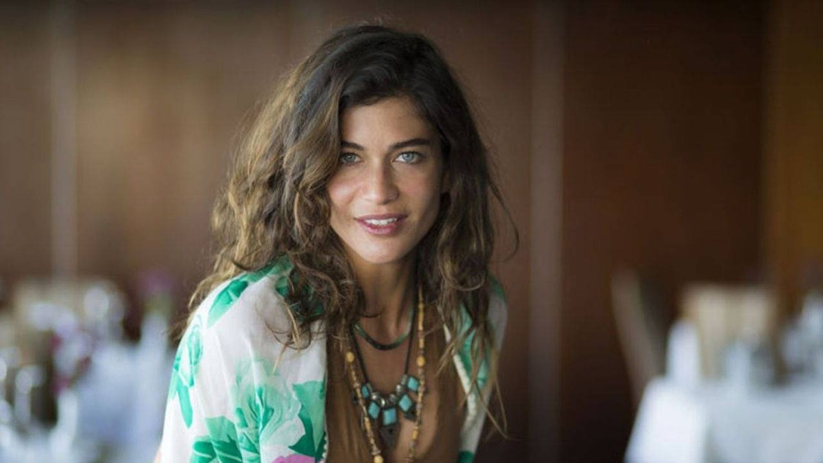 Uyuşturucu operasyonunda ifade vermişti! Oyuncu Berrak Tüzünataç açıklama yaptı