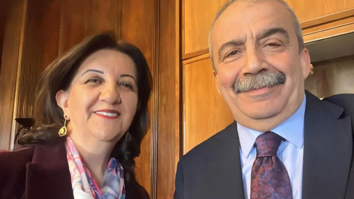 Pervin Buldan’dan Sırrı Süreyya Önder’e duygusal sözler Pervin Buldan’dan Sırrı Süreyya Önder’e duygusal sözler