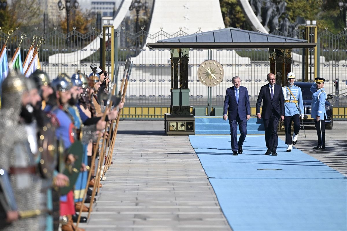 Almanya Başbakanı Friedrich Merz Ankara’da resmi törenle karşılandı Almanya Başbakanı Friedrich Merz Ankara’da resmi törenle karşılandı