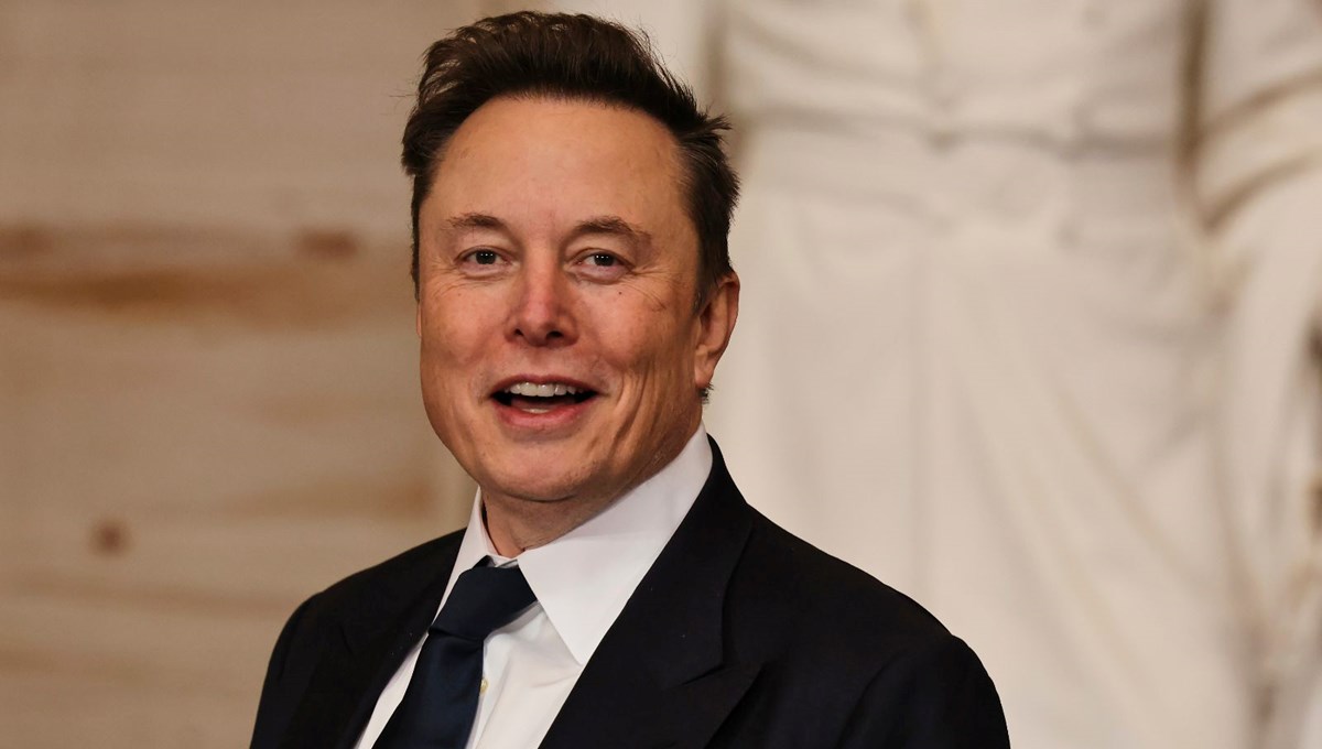 Elon Musk, Tesla’nın “robot ordusunu” yönetmek için 1 trilyon dolar istiyor Elon Musk, Tesla’nın “robot ordusunu” yönetmek için 1 trilyon dolar istiyor