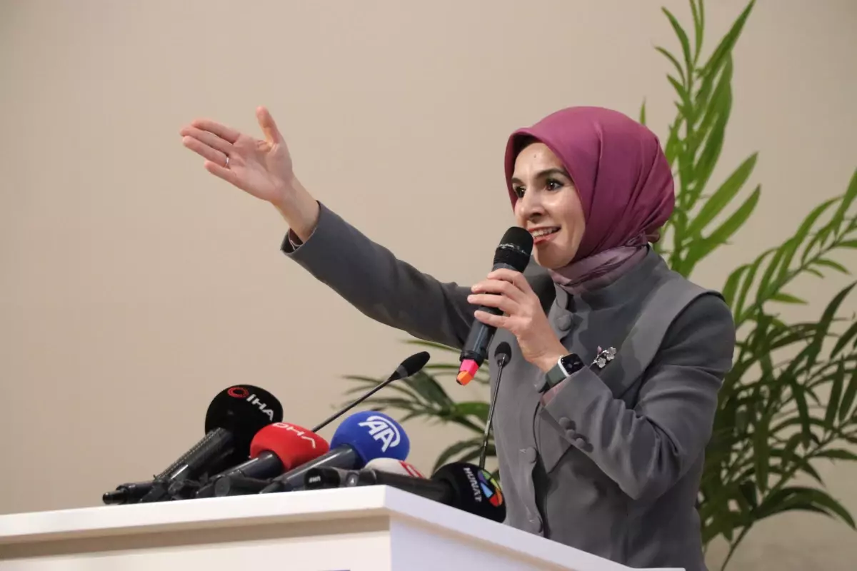 Kadına Yönelik Şiddetle Mücadele ve Evlilik Kredisi Destekleri Kadına Yönelik Şiddetle Mücadele ve Evlilik Kredisi Destekleri