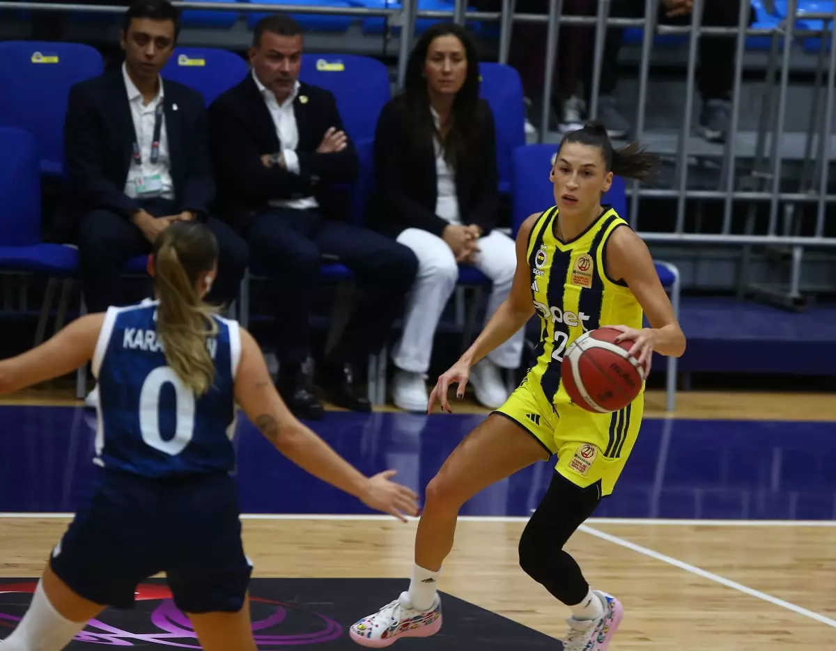 Fenerbahçe Opet Kadın Basketbol Takımı, Yeni Sezona Galibiyetle Başladı