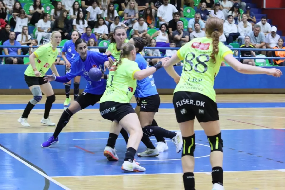 Yalıkavakspor, EHF Kadınlar Avrupa Ligi’nde Avantaj Sağladı Yalıkavakspor, EHF Kadınlar Avrupa Ligi’nde Avantaj Sağladı