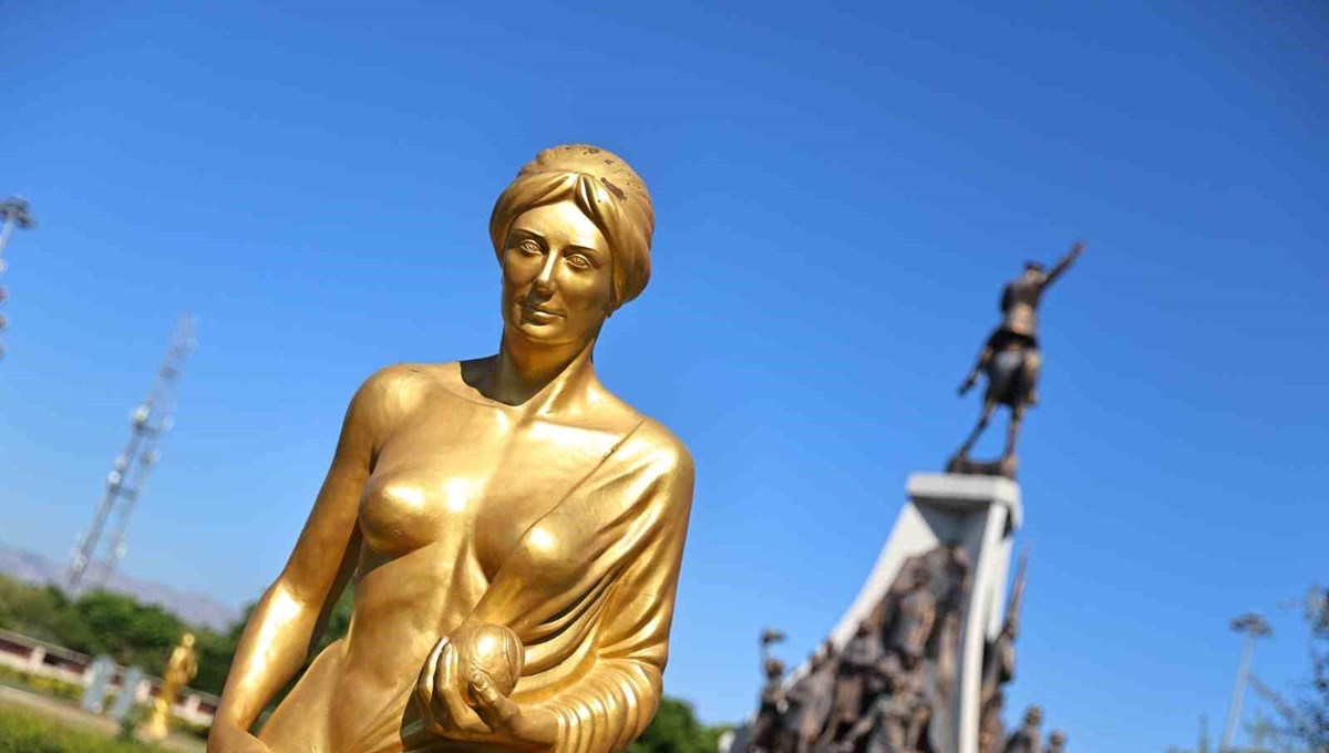 Altın Portakal 2025 tarihi: 62. Antalya Altın Portakal Film Festivali ödülleri ne kadar, hangi kategorilerde veriliyor? Altın Portakal 2025 tarihi: 62. Antalya Altın Portakal Film Festivali ödülleri ne kadar, hangi kategorilerde veriliyor?