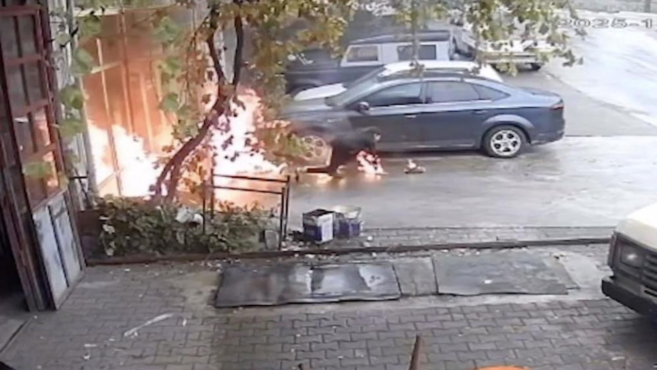 Oto tamircide dehşet anları! Yanmaktan son anda kurtuldular