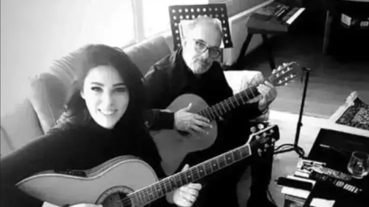 Tuğçe Tayfur, Ferdi Tayfur’un Mirası Üzerine Açıklamalarda… Tuğçe Tayfur, Ferdi Tayfur’un Mirası Üzerine Açıklamalarda…