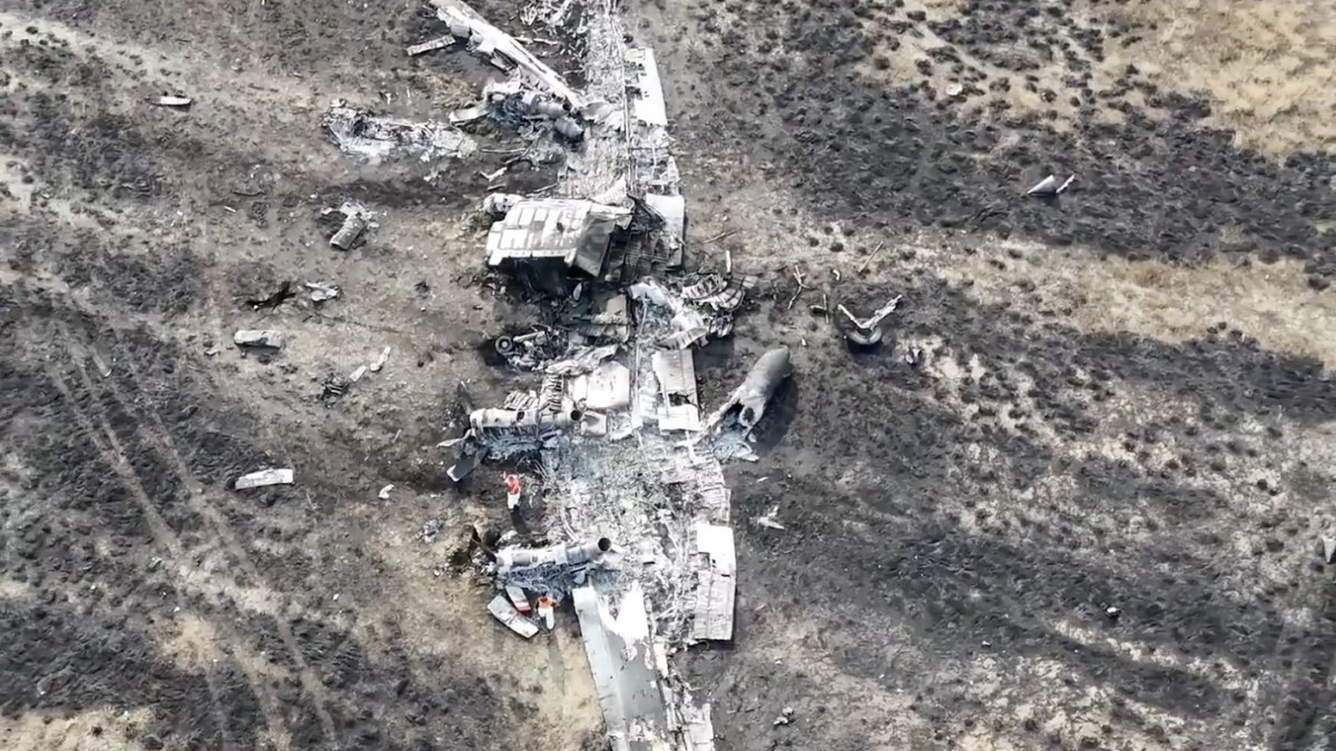 Gürcistan’da düşen askeri uçakta 20 askerimiz şehit oldu