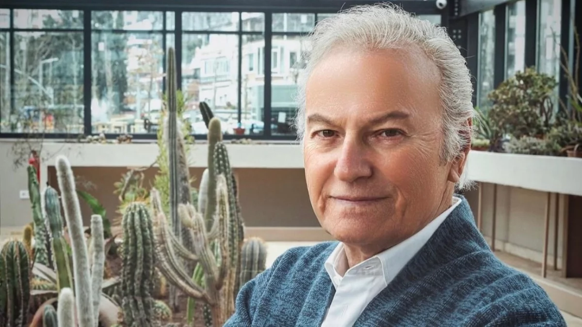 Usta oyuncu Ediz Hun 85 yaşında, doğum günü kutlandı