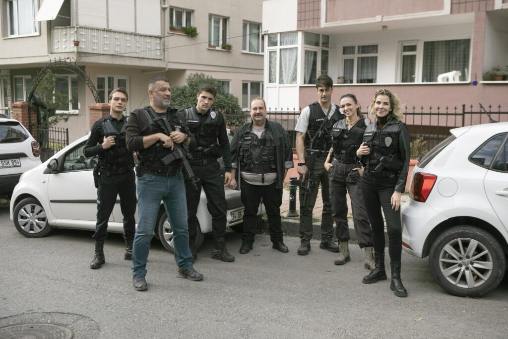 Arka Sokaklar 726. Bölümde Ekip, Ezra’yı Yakalamayı Başardı