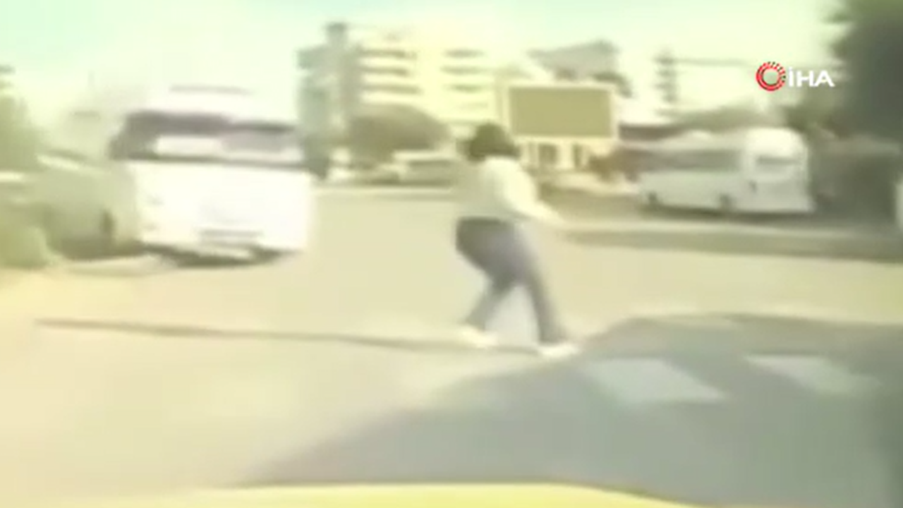 Freni Patlayan Minibüs Dehşet Saçtı: Genç Kız Kıl Payı…