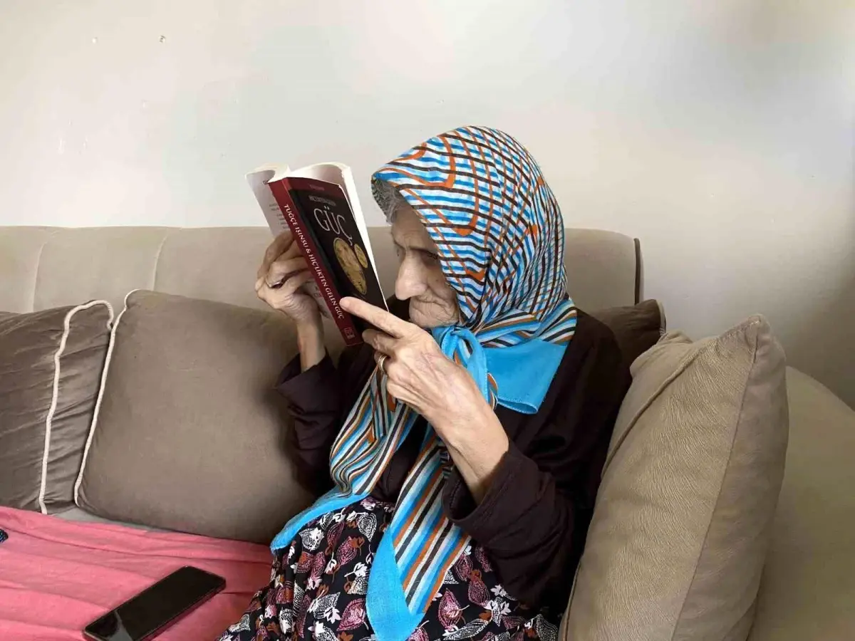 Görme Engeline Rağmen Okumaktan ve Üretmekten Vazgeçmiyor Görme Engeline Rağmen Okumaktan ve Üretmekten Vazgeçmiyor