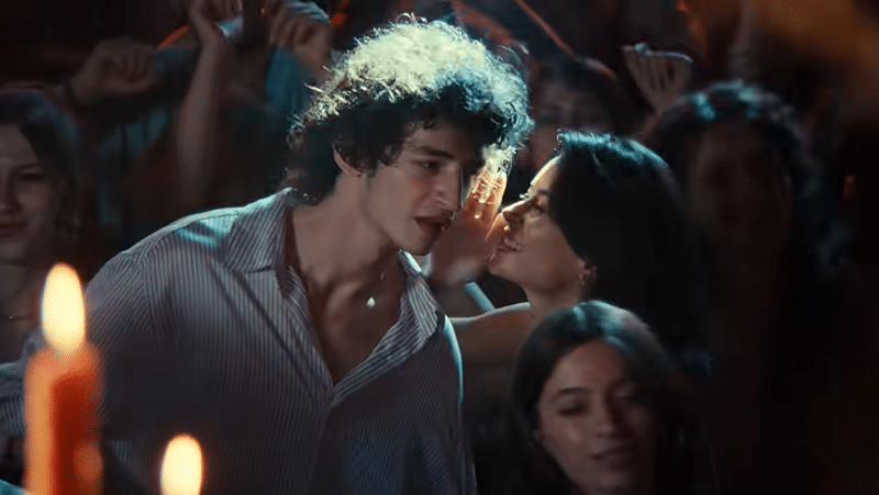 Passo, Yeni İmaj Filmiyle Hayat Rutinden Çıktı