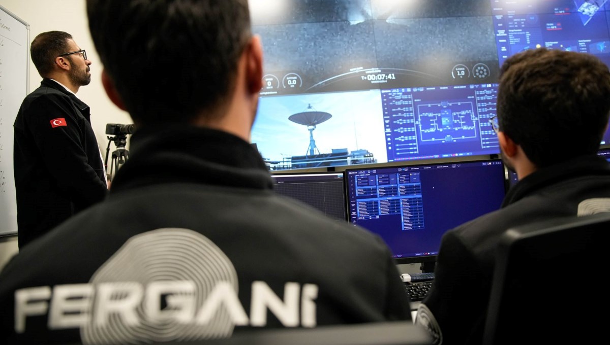 Milli uydu Fergani FGN-100-d2 uzaya başarıyla fırlatıldı Milli uydu Fergani FGN-100-d2 uzaya başarıyla fırlatıldı